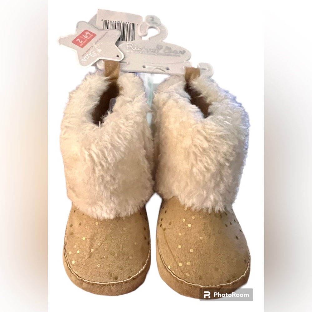 Rising Star baby shoes 6 - 9 months #2  NWT 🫶